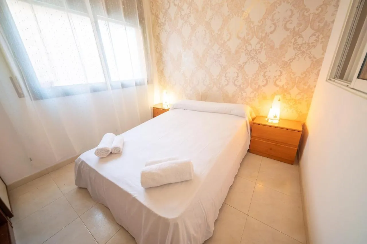 Homeholidaysrentals Milos - Costa Barcelona Pineda de Mar Apartment