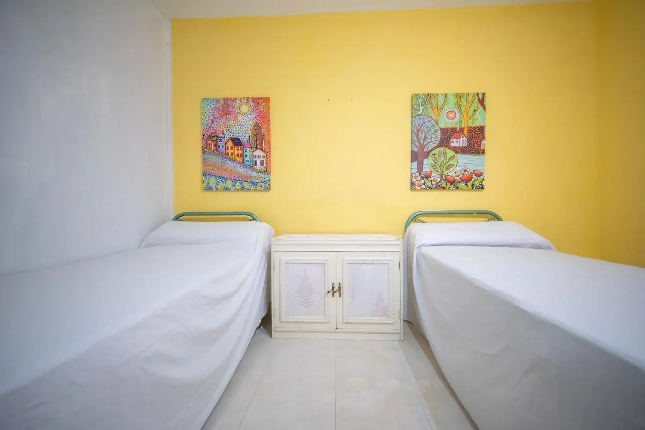 Homeholidaysrentals Milos - Costa Barcelona Pineda de Mar 0*,